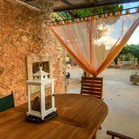 Sa Caseta De Santa Maria * 圣马里亚德尔卡米